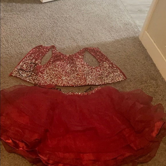 Prom 2 piece - Picture 3 of 6